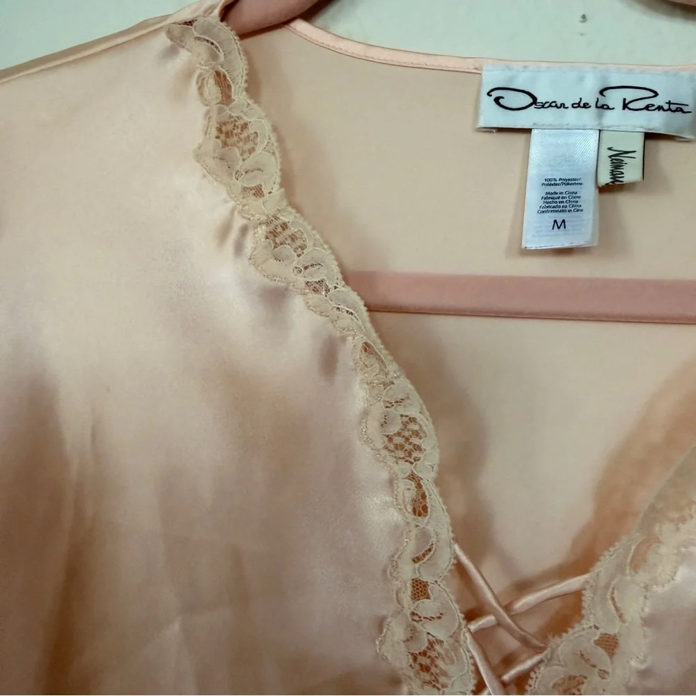 Oscar de la Renta Blush Satin Lace Cami‎ Top M Silky Coquette Lingerie Style